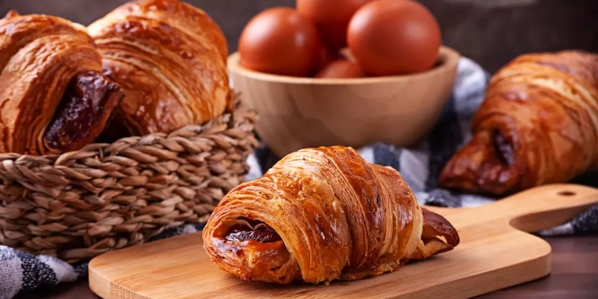 De Ultieme Croissants voor jouw Luxe Ontbijt 🥐 De Ultieme Croissants voor jouw Luxe Ontbijt 🥐
