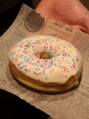 Limburgse Nonnevotten & Glazuur Donuts: De Perfecte New Year’s Treat 🍩