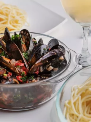 Mosselen op z’n Sergio’s: Authentiek Genieten 🍽️