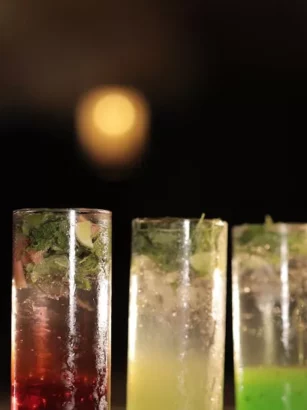 Verfrissende Sinaasappel Martini Cocktail 🍹 Verfrissende Sinaasappel Martini Cocktail 🍹
